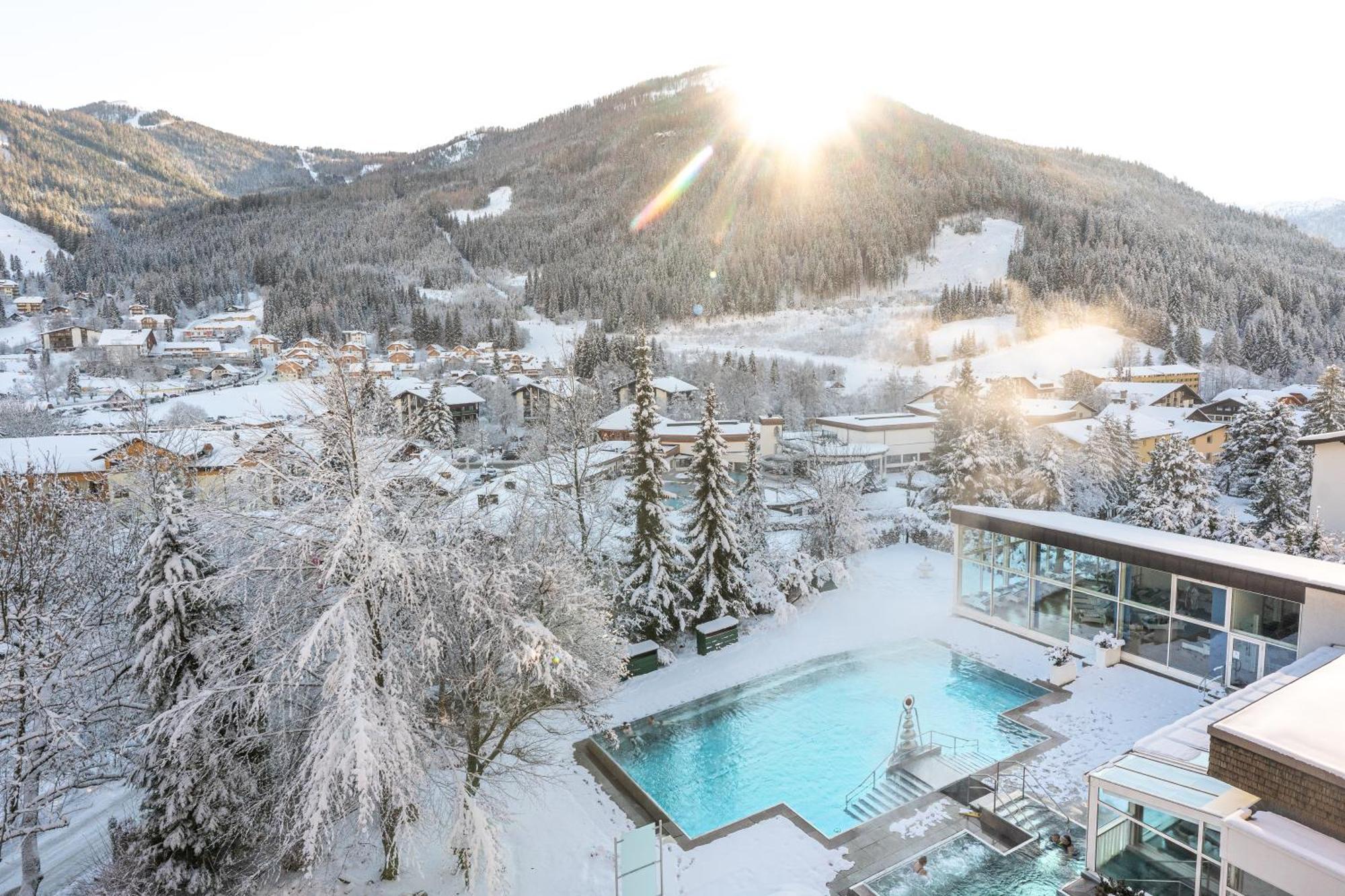 Das Ronacher Thermal Spa Hotel Bad Kleinkirchheim Exterior foto