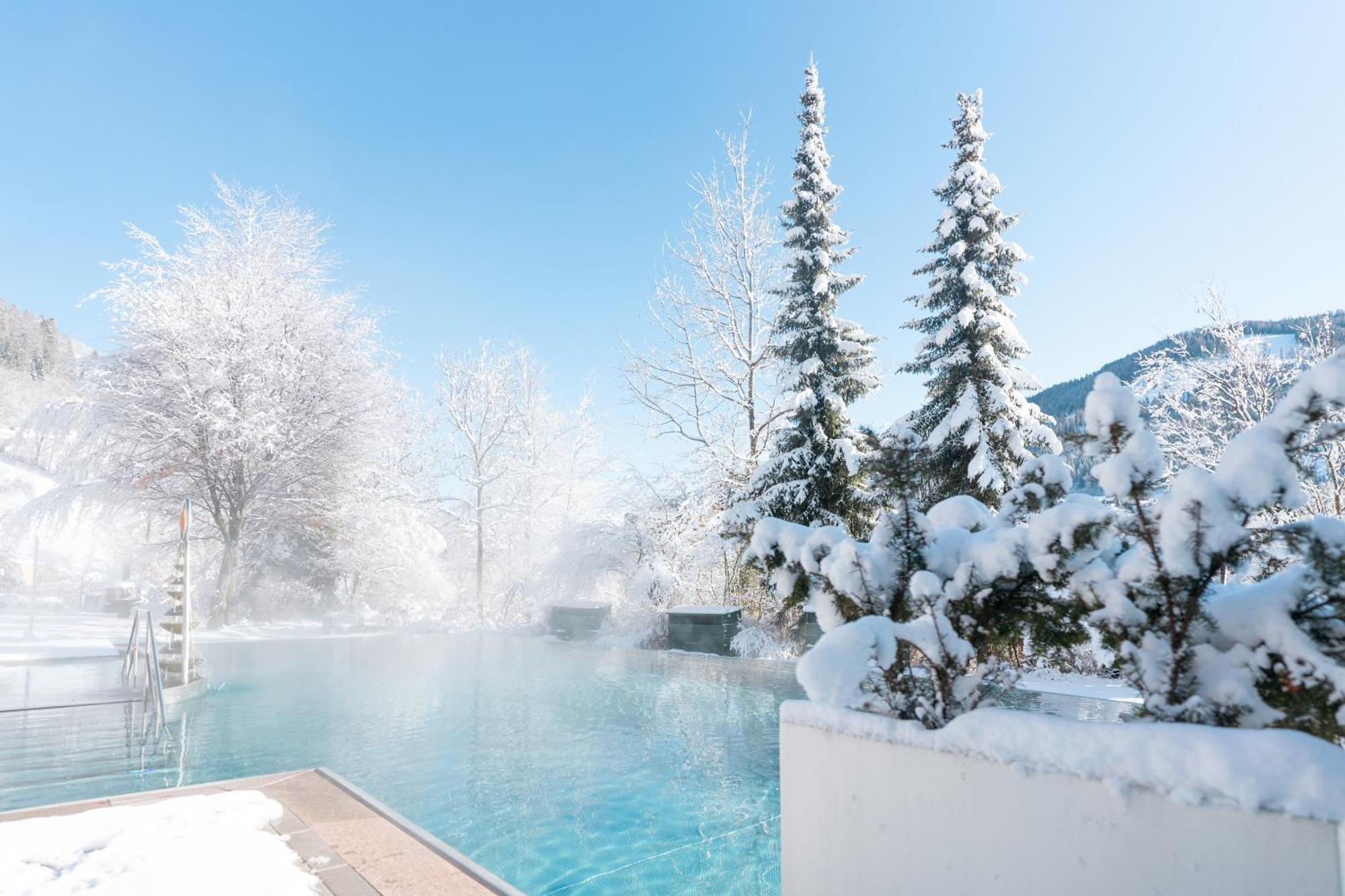 Das Ronacher Thermal Spa Hotel Bad Kleinkirchheim Exterior foto